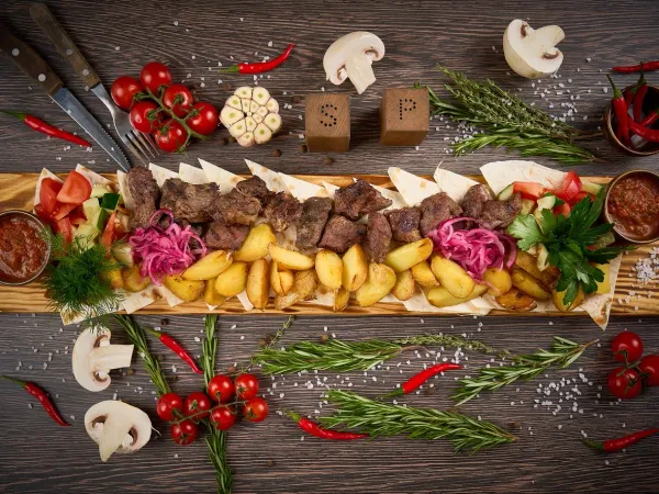 Метр из свиной шеи